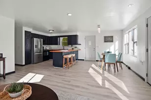 846 Bellevue St, Green Bay, WI 54302 - Photo 6