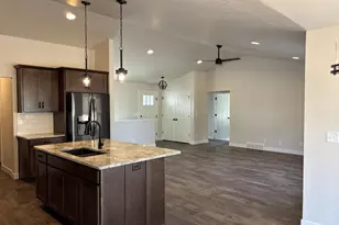 N3983 Wettering Way, Kaukauna, WI 54130 - Photo 12