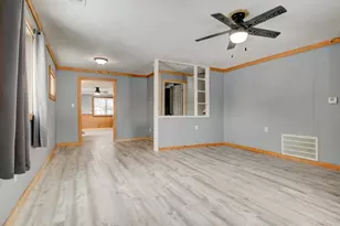 1031 Spruce St, Marinette, WI 54143 - Photo 14