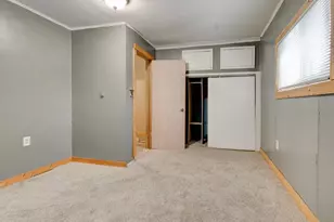 1031 Spruce St, Marinette, WI 54143 - Photo 18