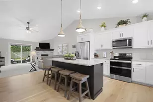 1855 Southbridge Rd, De Pere, WI 54115 - Photo 8