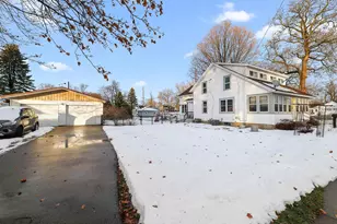566 Scott St, Ripon, WI 54971 - Photo 4
