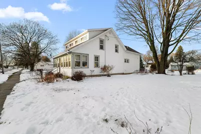 566 Scott Street, Ripon, WI 54971 - Photo 2