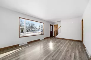 394 Wettstein Ave, Fond du Lac, WI 54935 - Photo 4