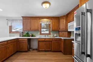 1360 Glen Rd, Ashwaubenon, WI 54313 - Photo 16