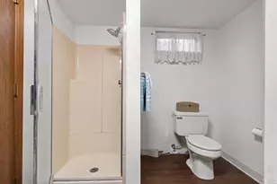 1360 Glen Rd, Ashwaubenon, WI 54313 - Photo 30