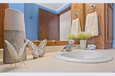 1360 Glen Road, Ashwaubenon, WI 54313 - Photo 24