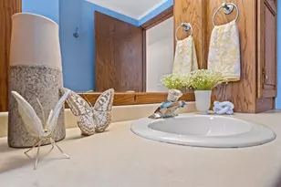 1360 Glen Rd, Ashwaubenon, WI 54313 - Photo 24