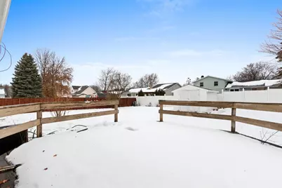 1360 Glen Road, Ashwaubenon, WI 54313 - Photo 34