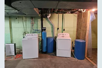 207 W Parker Street, Weyauwega, WI 54983 - Photo 16