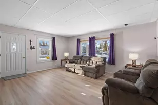 302 McDonald St, Oconto, WI 54153 - Photo 12