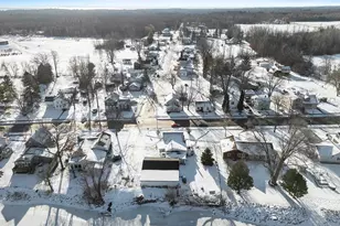 302 McDonald St, Oconto, WI 54153 - Photo 46