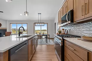 3400 Beckett Ln, Kaukauna, WI 54130 - Photo 10