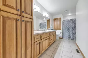 1062 Coronado Ct, Oneida, WI 54155 - Photo 20