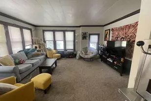 229 E Irving Ave, Oshkosh, WI 54901 - Photo 10