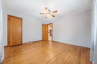 1717 W Franklin Street, Appleton, WI 54914 - Photo 12