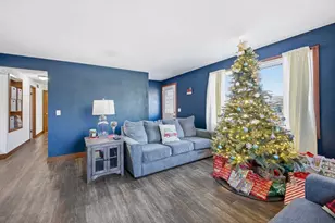 1419 W 3rd St, Kimberly, WI 54136 - Photo 4