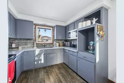 1419 W 3rd Street, Kimberly, WI 54136 - Photo 8