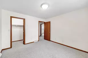 4642 Ridge Ct, Manitowoc, WI 54220 - Photo 18