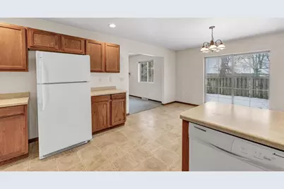 4642 Ridge Court, Manitowoc, WI 54220 - Photo 10