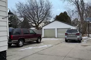 1610 17th St, Two Rivers, WI 54241 - Photo 4