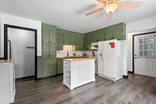 905 Washington St, Fremont, WI 54940 - Photo 8