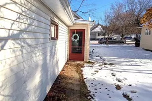 228 Pine River St, Redgranite, WI 54970 - Photo 18