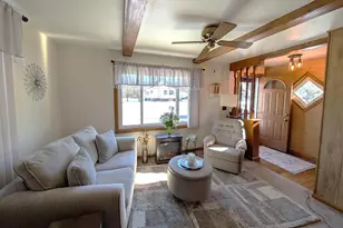 228 Pine River St, Redgranite, WI 54970 - Photo 4