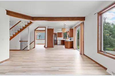 231 Bosworth Lane, Neenah, WI 54956 - Photo 8