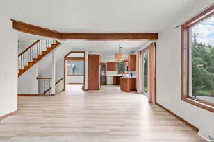 231 Bosworth Ln, Neenah, WI 54956 - Photo 8