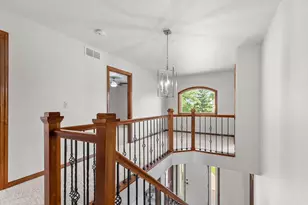 231 Bosworth Ln, Neenah, WI 54956 - Photo 20