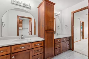 231 Bosworth Ln, Neenah, WI 54956 - Photo 26