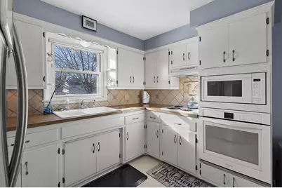 3623 Bernice Street, Green Bay, WI 54301 - Photo 10