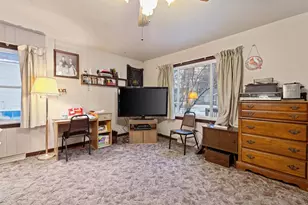 515 Elizabeth Ave, Marinette, WI 54143 - Photo 2