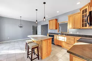 104 Riverwood Ct, Mishicot, WI 54228 - Photo 10