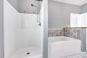 104 Riverwood Ct, Mishicot, WI 54228 - Photo 14