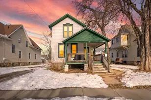 918 Merritt Ave, Oshkosh, WI 54901 - Photo 1