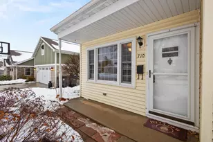 710 Cedar St, Neenah, WI 54956 - Photo 4