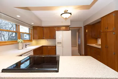 1616 Hickory Street, Oshkosh, WI 54901 - Photo 12