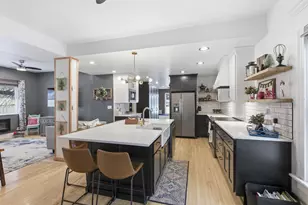 423 E Doty Ave, Neenah, WI 54956 - Photo 6