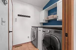 1012 Tana Ln, Menasha, WI 54952 - Photo 18