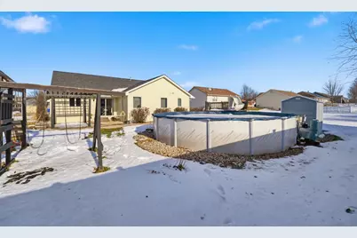 2023 Meadowview Street, Kaukauna, WI 54130 - Photo 24