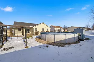 2023 Meadowview St, Kaukauna, WI 54130 - Photo 24