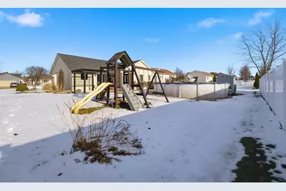 2023 Meadowview Street, Kaukauna, WI 54130 - Photo 20