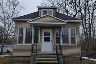 4411 10th St, Menominee, MI 49858 - Photo 2