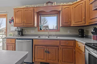 1992 Mayflower Street, Kaukauna, WI 54130 - Photo 16