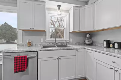 929 Harding Street, Menasha, WI 54952 - Photo 16