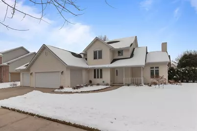 3034 E Fallcreek Lane, Appleton, WI 54913 - Photo 1