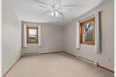 921 Babcock Street #11, Neenah, WI 54956 - Photo 16