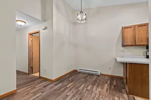 921 Babcock St, Neenah, WI 54956 - Photo 6